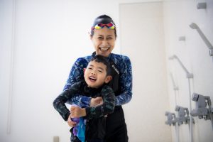 【コラム】伊藤裕子〜ぺんぎん村とイルカの話