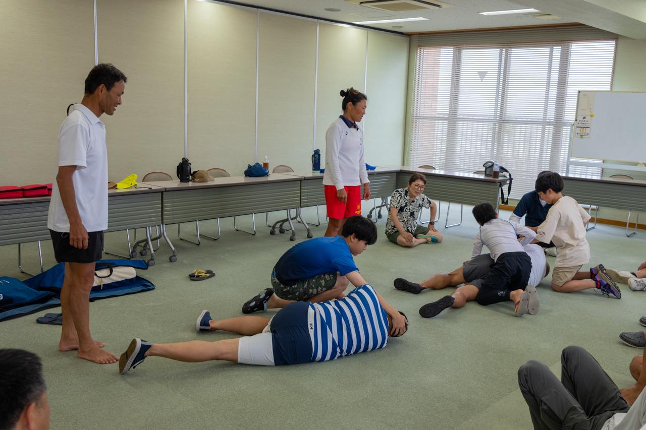 楽しみながら、真剣に。海の安全意識を高める水辺の安全講習会