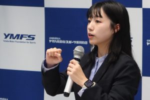 嚴田光里(研究)