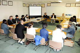 保護者会では、主に災害時の安全対策などについて意見交換を行った
