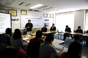 保護者懇談会では今年度の活動報告、来年度の活動計画を説明しました